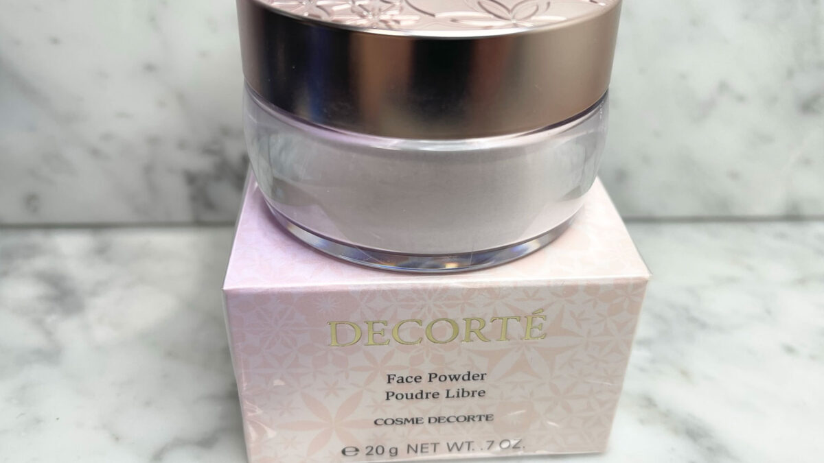 Dior アイシャドウ3点 コスメデコルテチーク1点 Macフェイスパウダー1点 割引コスメ・美容 - Dior アイシャドウ3点 コスメデコルテチーク
